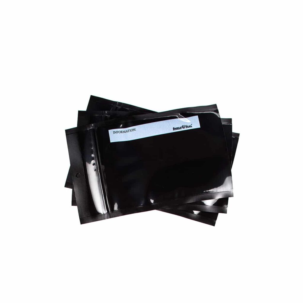 Shield N Seal 5″ x 8″ Black/Black w/zipper 50 bags per box, 5 mil thick